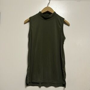 Banana republic green turtleneck tank
